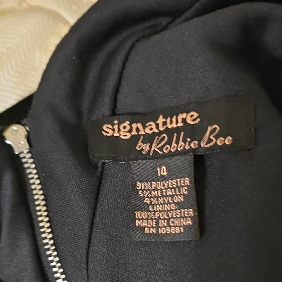 Robbie Bee Silver Black Ruched Cocktail Dress - Picture 2 of 12